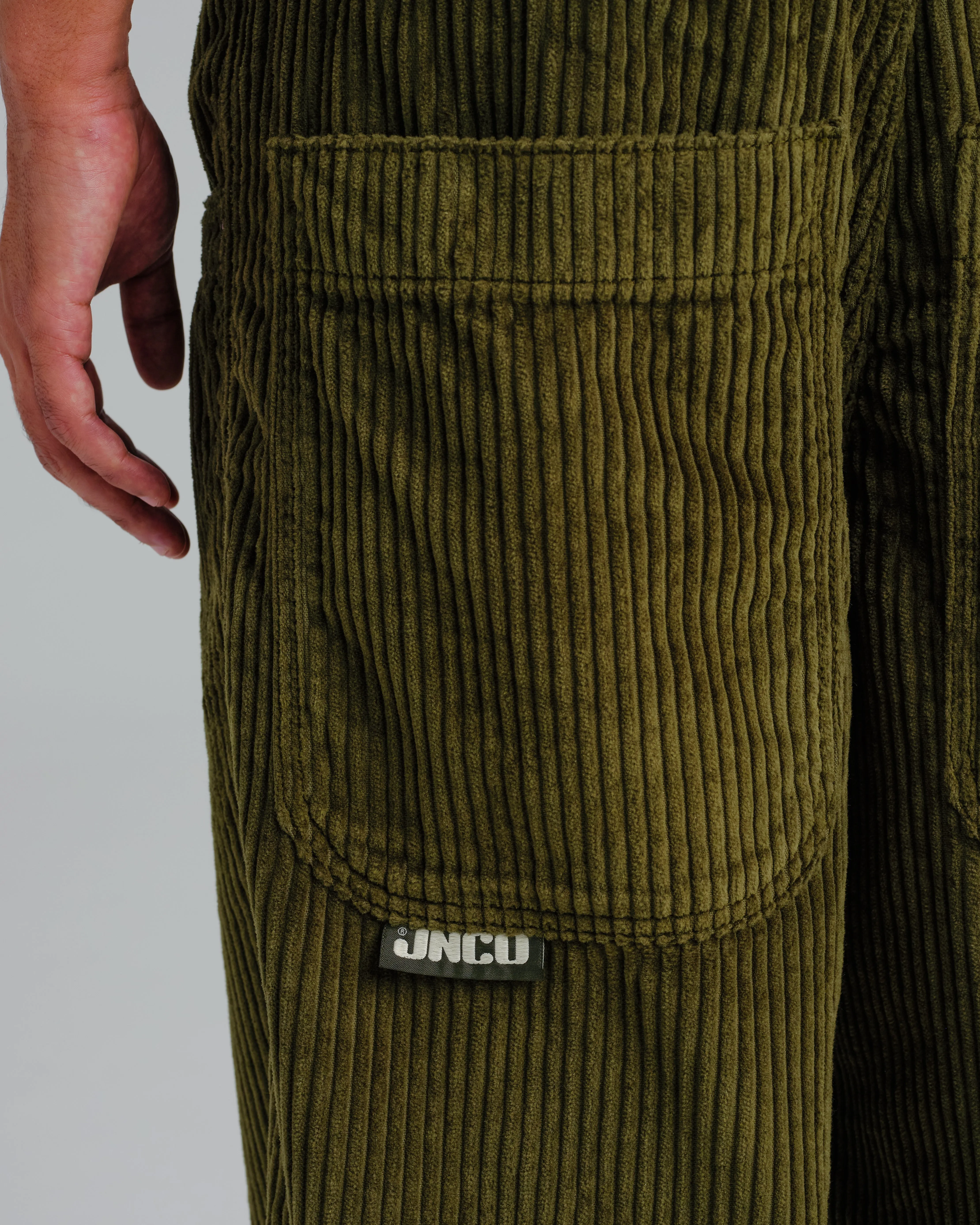 101 Twin Cannon. 26". 4 Wale Corduroy. Moss.