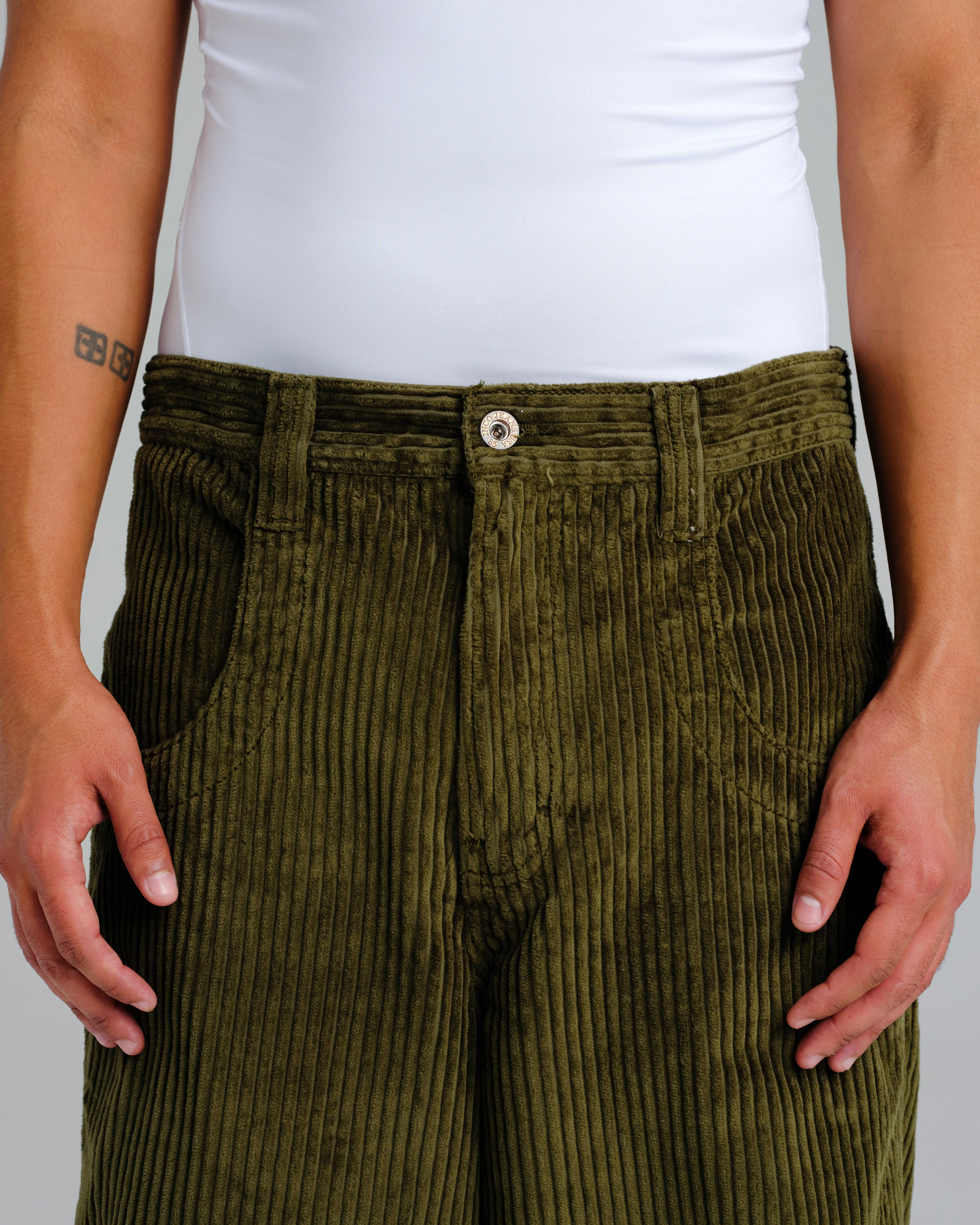 101 Twin Cannon. 26". 4 Wale Corduroy. Moss.