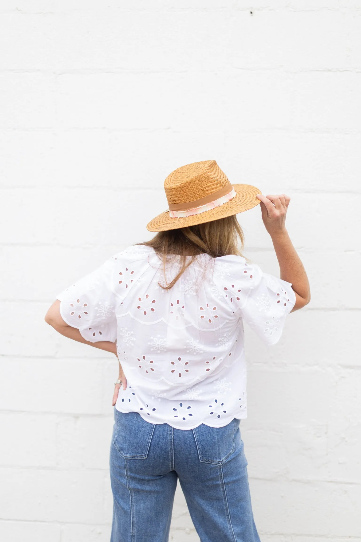 Neda Eyelet Blouce